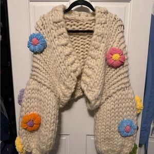 Chunky Floral Daisy Cardigan!!